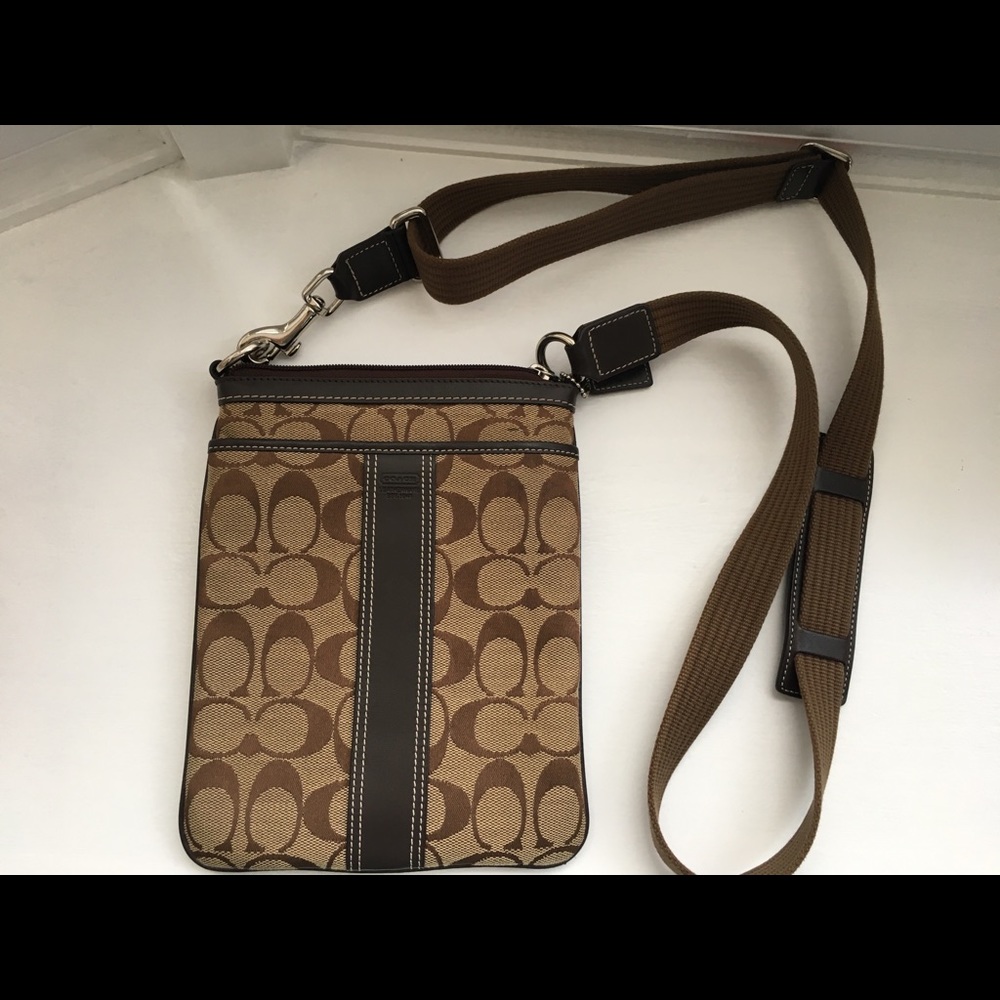 Coach signature crossbody bag